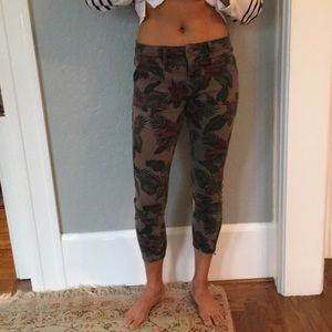BDG Jeans | BDG Floral Jeans Sz 27 Olive Green